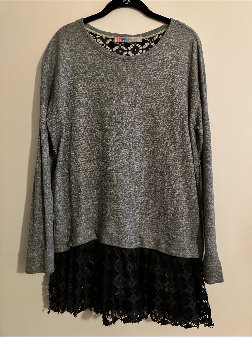 Grey Long-Sleeve Tunic Top with Black Lace Trim